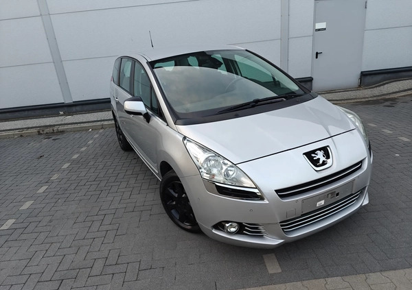 Peugeot 5008 cena 18900 przebieg: 217300, rok produkcji 2011 z Ustka małe 562